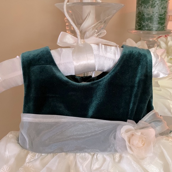 Infant girls special occasion dress/gown size 12M emerald green/ivory - Picture 3 of 8